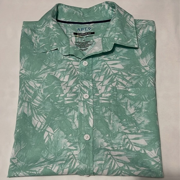 Apt. 9 Tropical Print Standard Fit Performance Short Sleeve Button Down - Picture 1 of 4